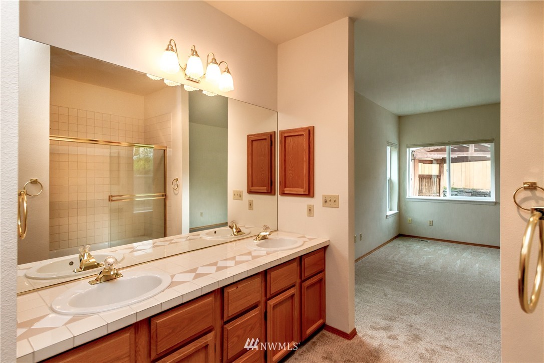 1916 Norma Road Northeast Tacoma, WA 98422 - Photo 10 of 23