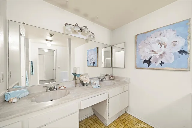 $1,749,000 | 8535 Phoenix Avenue, Fountain Valley, CA 92708