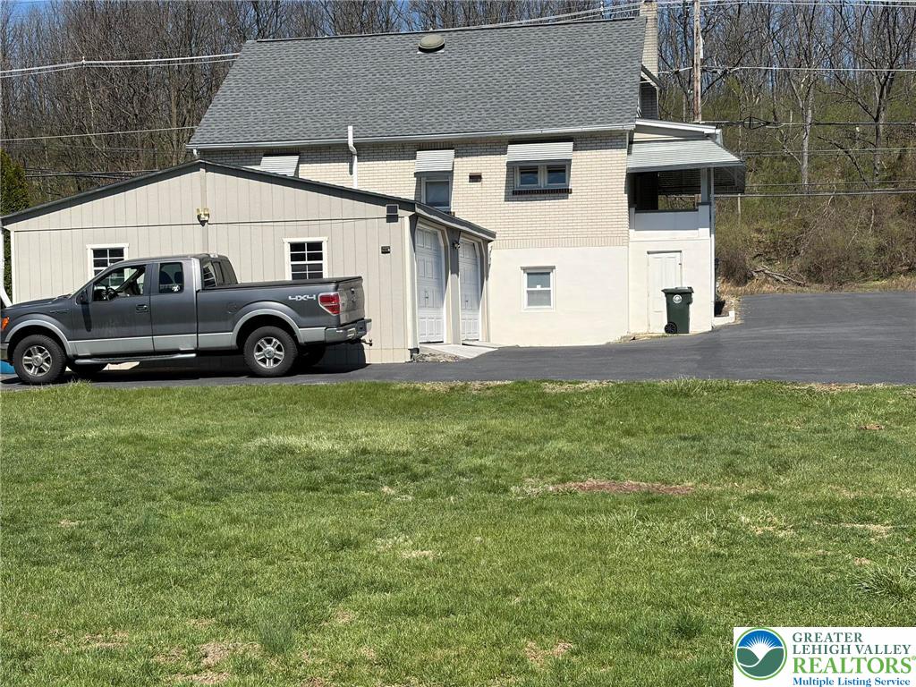 424 West Main Street Bath, PA 18014 - Photo 22 of 30 a view of a car in front of house
