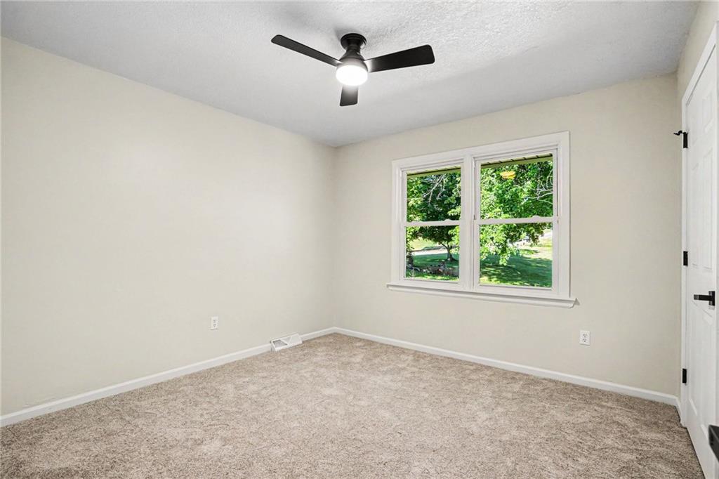 1500 Ridgeview Road Liberty, MO 64068 - Photo 19 of 42