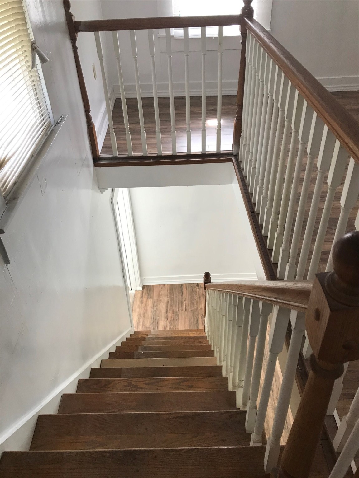 2909 Sam Houston Avenue Huntsville, TX 77340 - Photo 6 of 16 a view of entryway