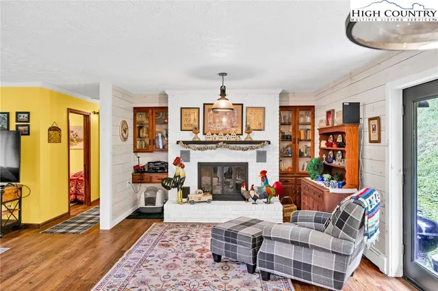 $795,000 | 2351 U.S. Highway 221 North, Jefferson, NC 28640