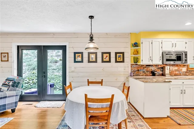 $795,000 | 2351 U.S. Highway 221 North, Jefferson, NC 28640