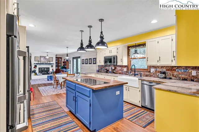 $795,000 | 2351 U.S. Highway 221 North, Jefferson, NC 28640