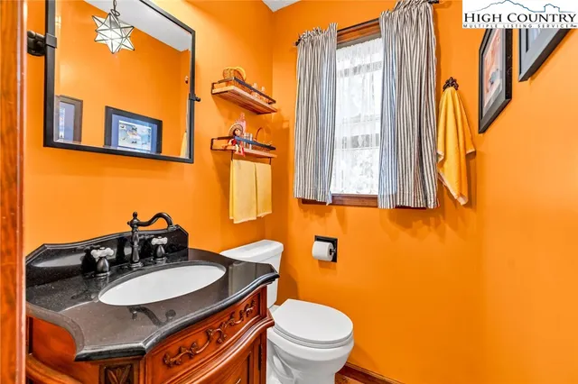 $795,000 | 2351 U.S. Highway 221 North, Jefferson, NC 28640