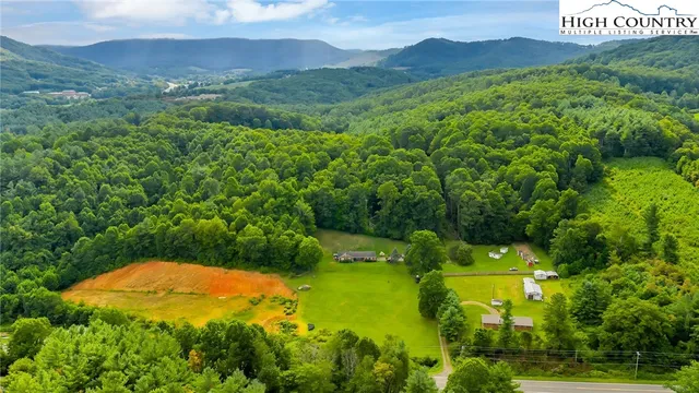 $795,000 | 2351 U.S. Highway 221 North, Jefferson, NC 28640