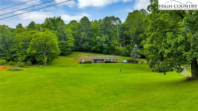 $795,000 | 2351 U.S. Highway 221 North, Jefferson, NC 28640