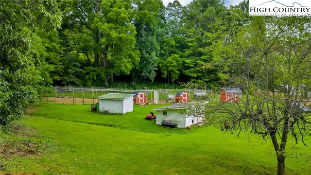 $795,000 | 2351 U.S. Highway 221 North, Jefferson, NC 28640