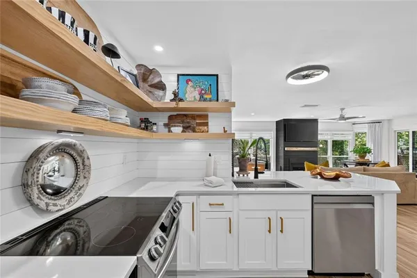 $475,000 | 244 13th Street Northeast, Unit 201, Atlanta, GA 30309