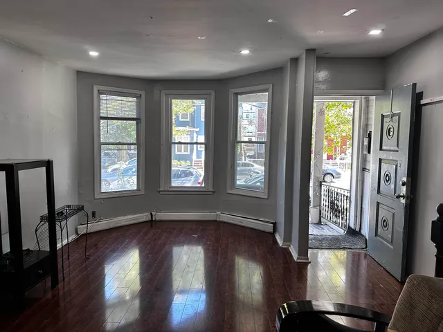 $305,000 | 46 East 34th Street, Bayonne, NJ 07002