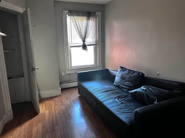 $305,000 | 46 East 34th Street, Bayonne, NJ 07002