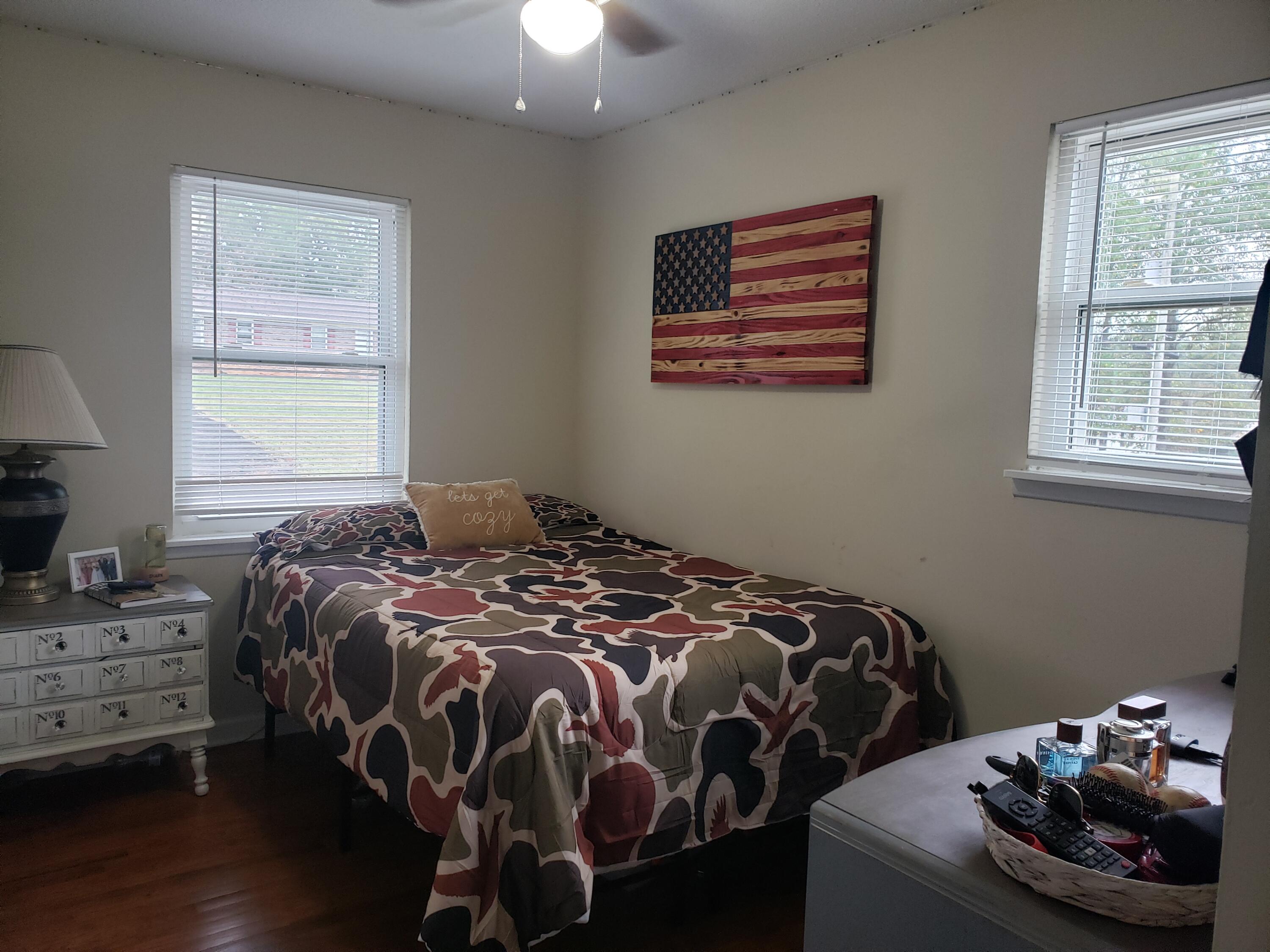 3720 Southeast Dockery Street Cleveland, TN 37323 - Photo 16 of 33 20250924_143218