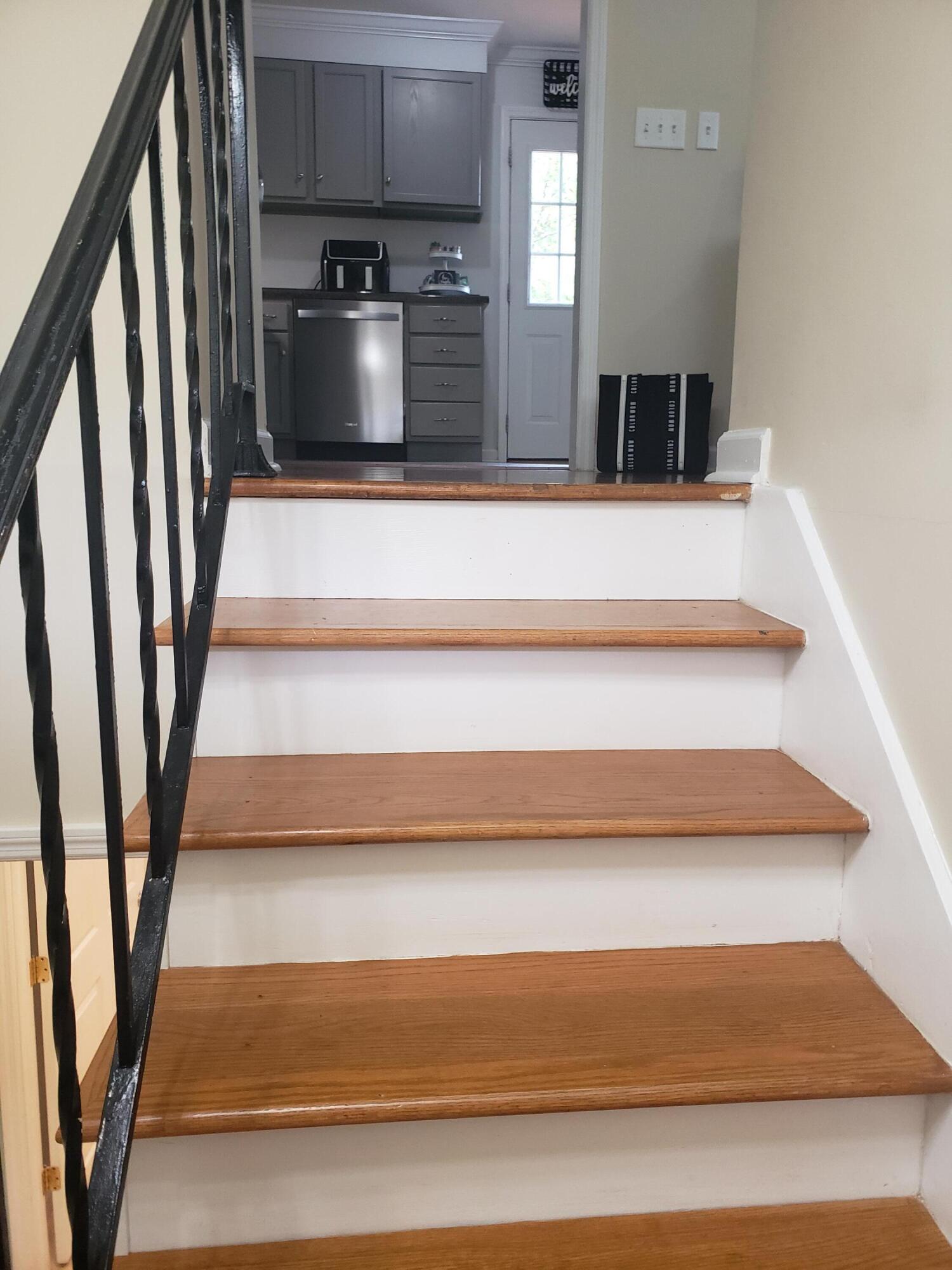 3720 Southeast Dockery Street Cleveland, TN 37323 - Photo 4 of 33 20250924_143757 (1)