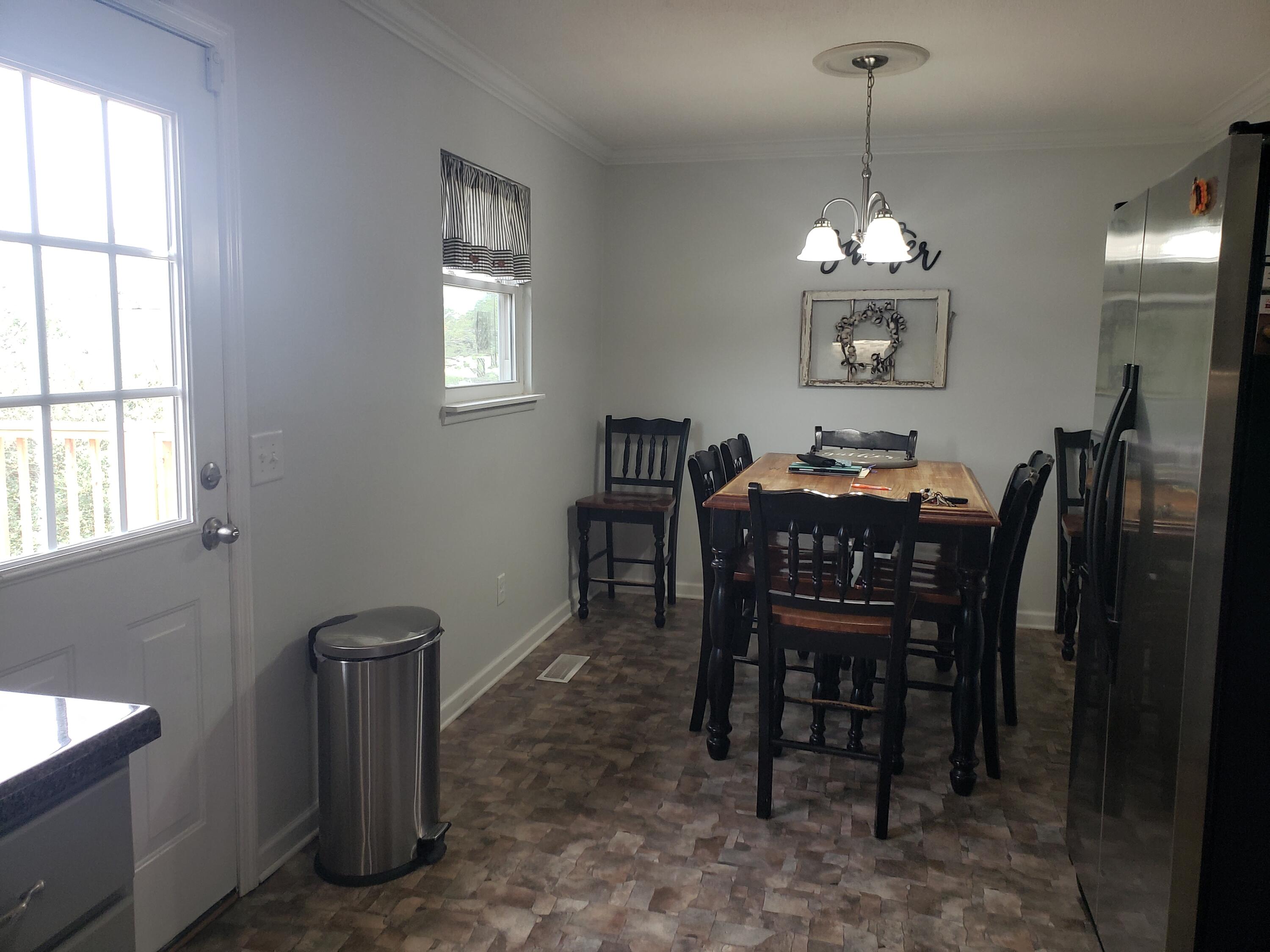 3720 Southeast Dockery Street Cleveland, TN 37323 - Photo 8 of 33 20250924_143604