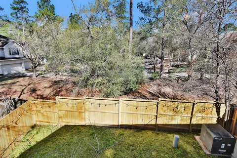 a view of an outdoor space