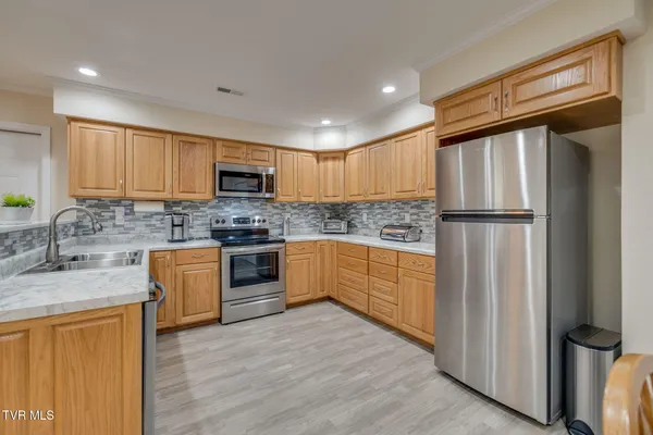 $309,900 | 214 Planters Row, Unit 214, Greeneville, TN 37745