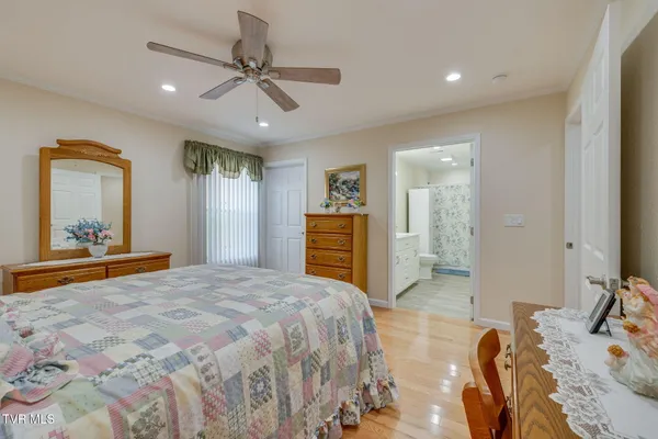 $309,900 | 214 Planters Row, Unit 214, Greeneville, TN 37745