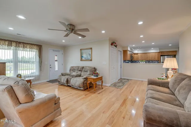 $309,900 | 214 Planters Row, Unit 214, Greeneville, TN 37745