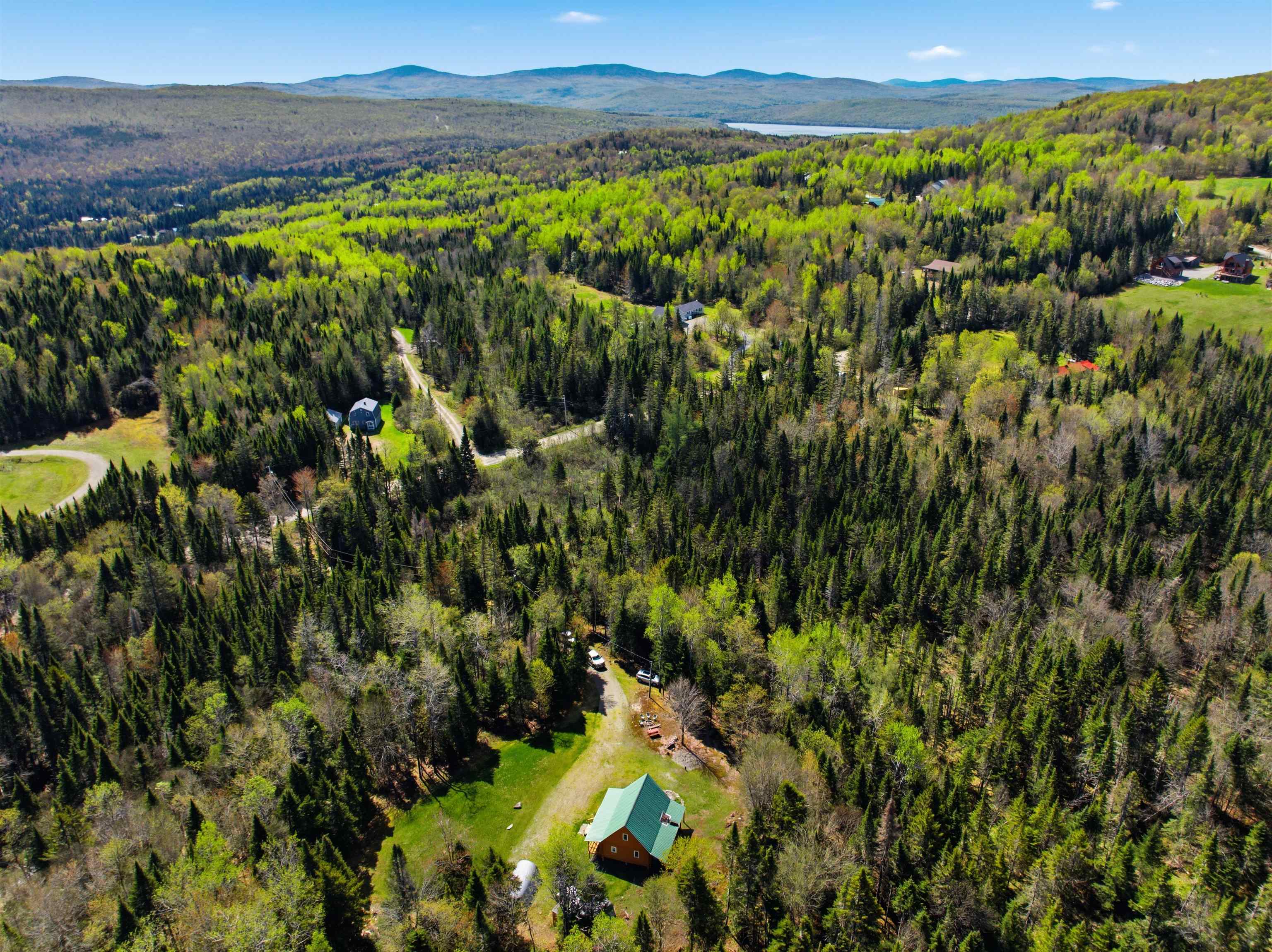 505 Hill Road Pittsburg, NH 03592 - Photo 3 of 49