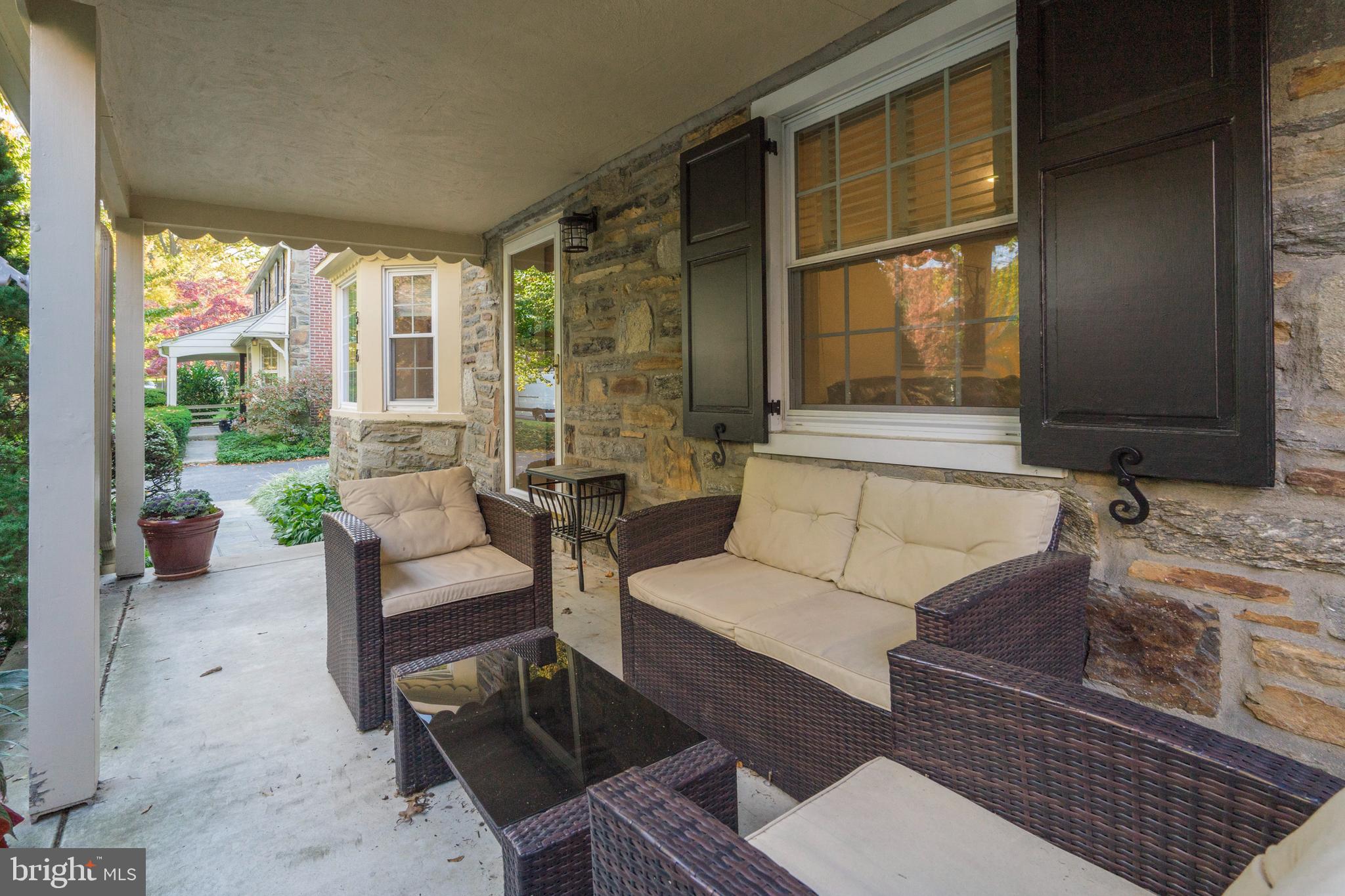516 Mercer Road Merion Station, PA 19066 - Photo 3 of 39