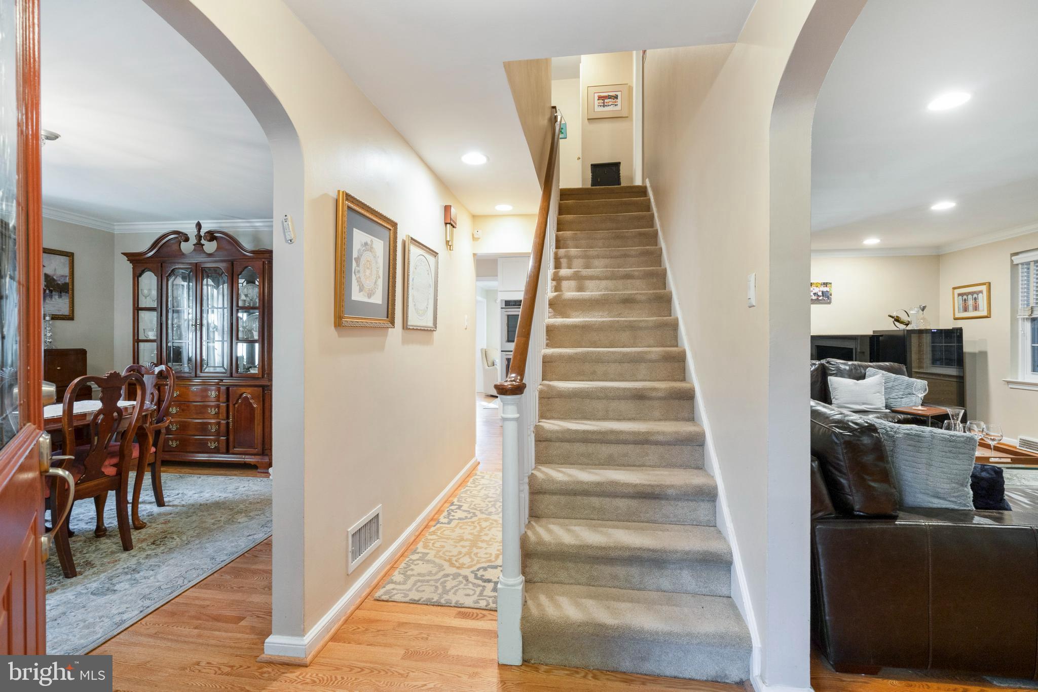 516 Mercer Road Merion Station, PA 19066 - Photo 4 of 39