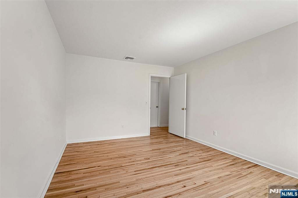 204 Union Street Ridgewood, NJ 07450 - Photo 36 of 42 Gallery Image 36