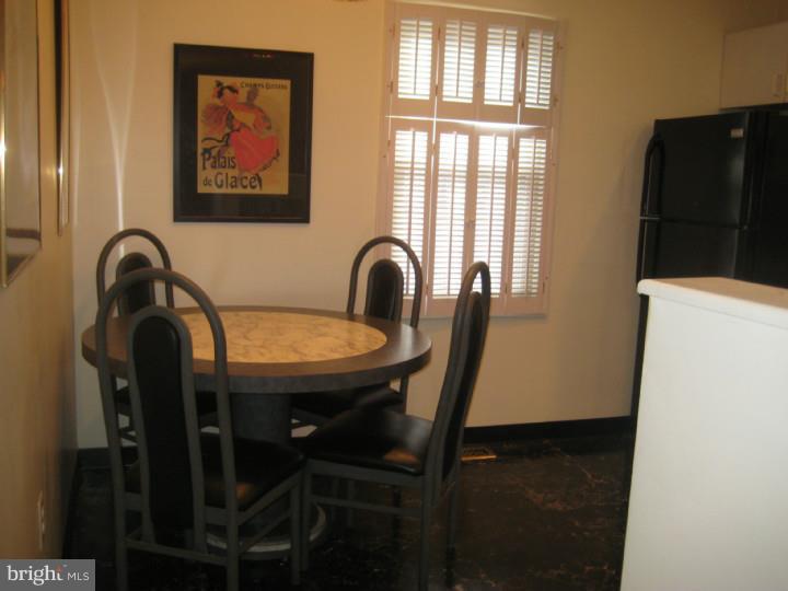 1026 West Ritner Street Philadelphia, PA 19148 - Photo 13 of 25 Kitchen