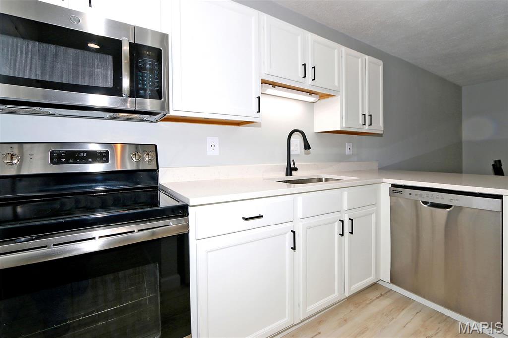 1324 Holgate Drive, Unit E2 Ballwin, MO 63021 - Photo 11 of 25