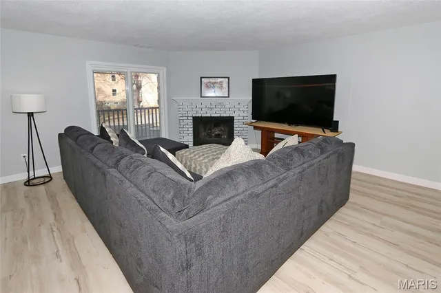 $255,000 | 1324 Holgate Drive, Unit E2, Ballwin, MO 63021