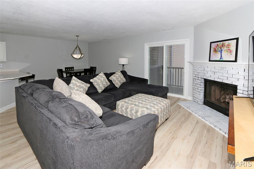 1324 Holgate Drive, Unit E2 Ballwin, MO 63021 - Photo 6 of 25