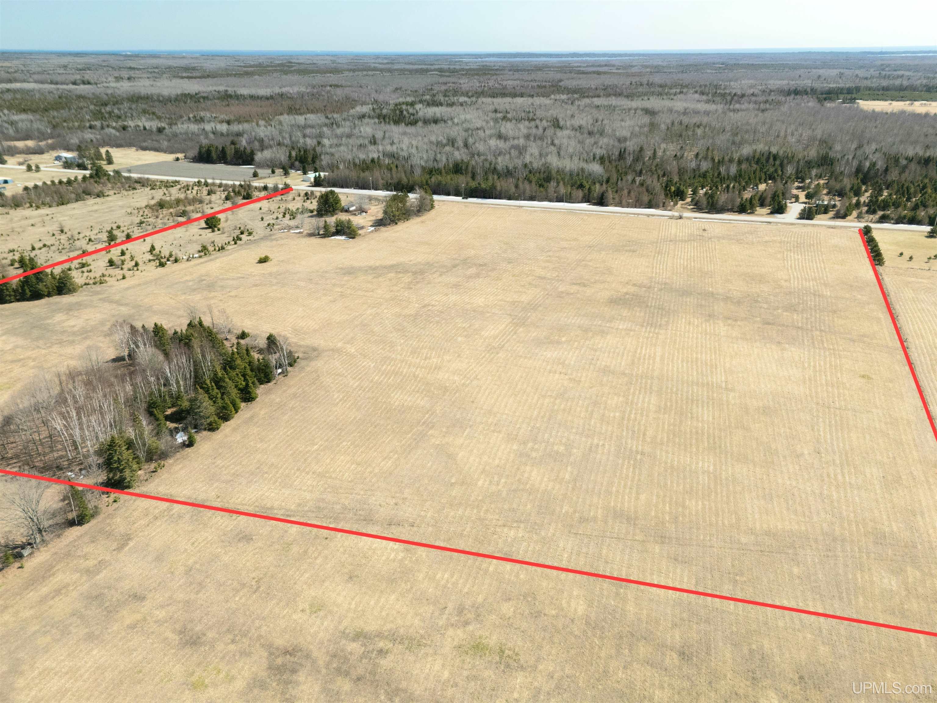 2620 Quarry Road Gulliver, MI 49840 - Photo 9 of 15 Gallery Image 9