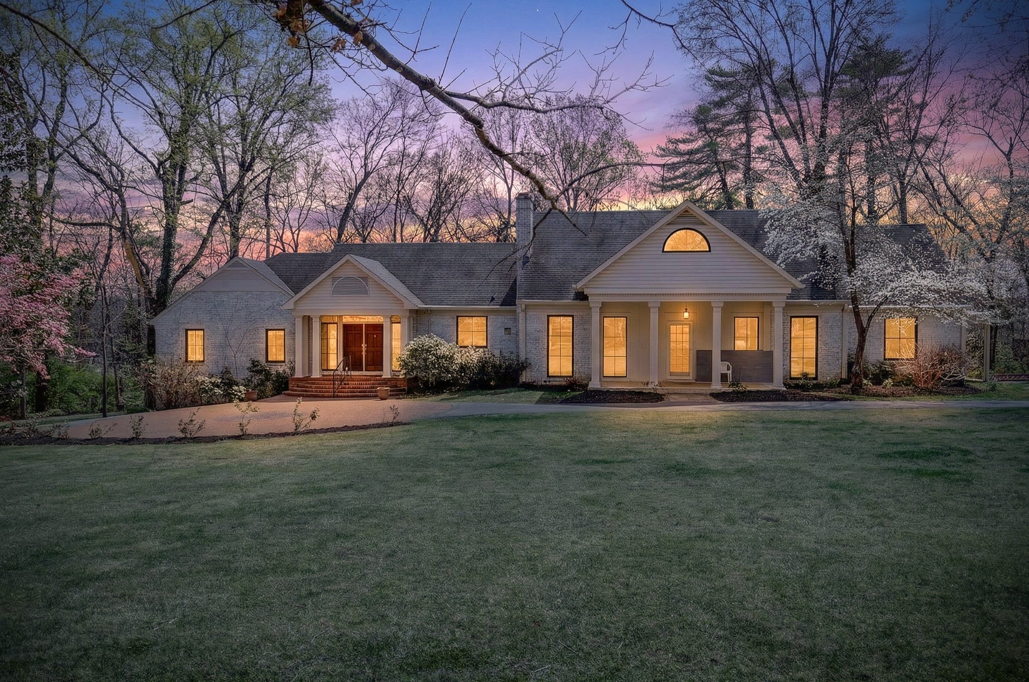 2809 Wimbledon Road Nashville, TN 37215 - Photo 2 of 99