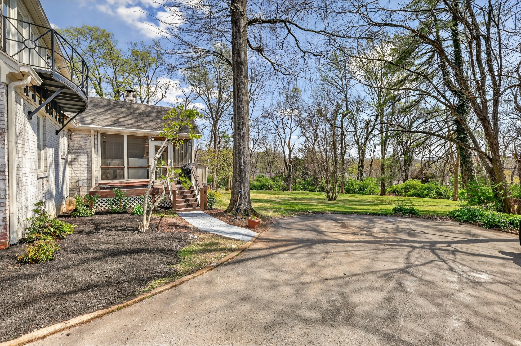 2809 Wimbledon Road Nashville, TN 37215 - Photo 23 of 99