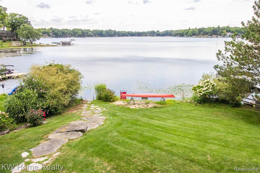 3930 Covert Road Waterford, MI 48328 - Photo 49 of 49