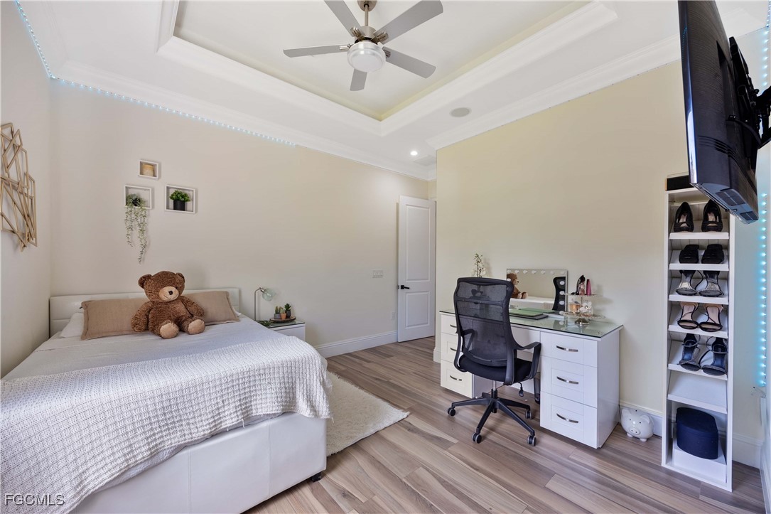 214 9th Street Northwest Naples, FL 34120 - Photo 27 of 49 a bedroom with a workspace