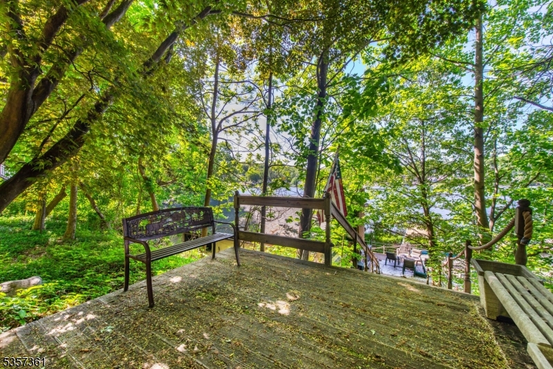 31 Cove Road Lake Hopatcong, NJ 07849 - Photo 33 of 34