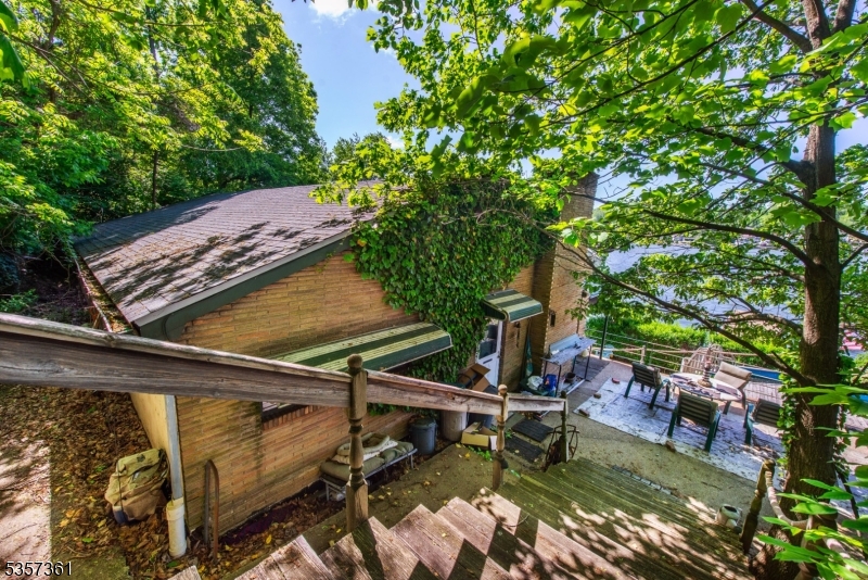 31 Cove Road Lake Hopatcong, NJ 07849 - Photo 6 of 34