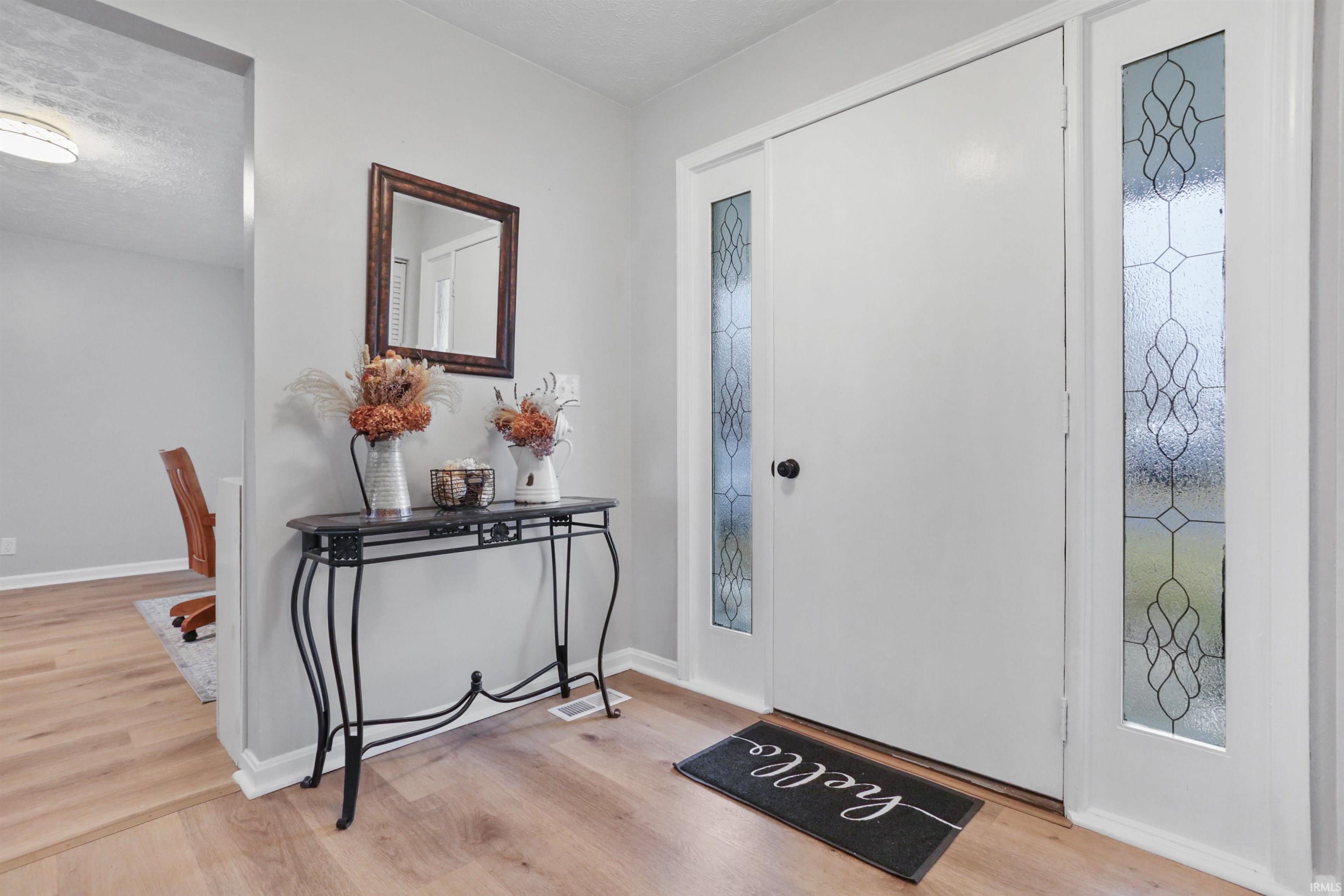 6229 Cheshire Drive Mount Vernon, IN 47620 - Photo 5 of 35