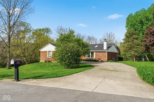 $399,000 | 690 Kirkwood Drive, Greencastle, IN 46135