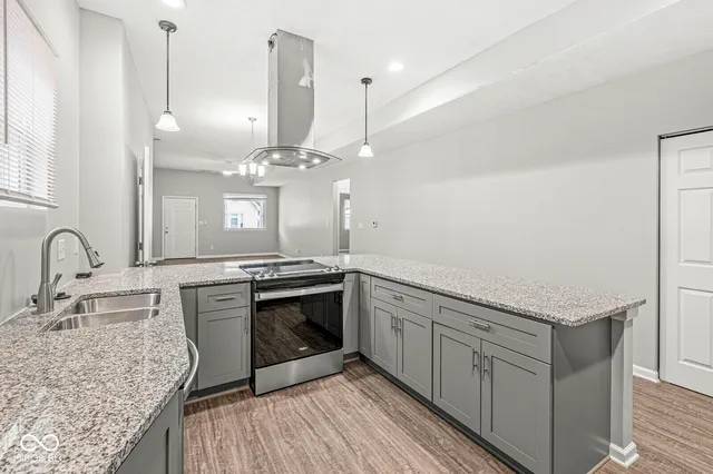 $1,350 | 2345 North Kenwood Avenue, Unit B, Indianapolis, IN 46208