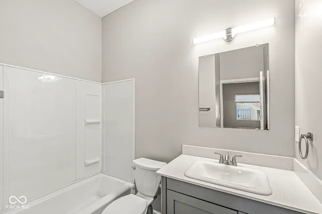 $1,350 | 2345 North Kenwood Avenue, Unit B, Indianapolis, IN 46208