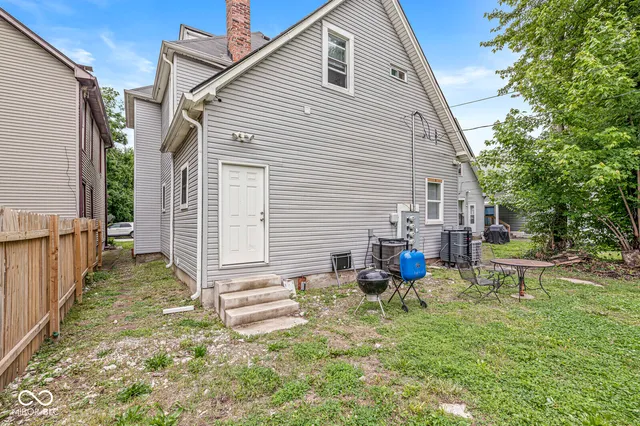 $1,350 | 2345 North Kenwood Avenue, Unit B, Indianapolis, IN 46208