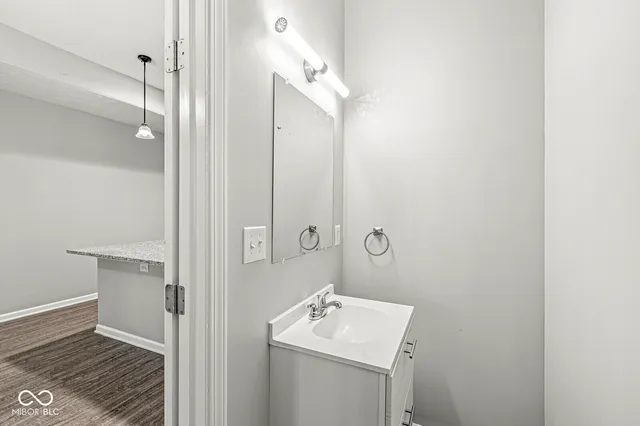 $1,350 | 2345 North Kenwood Avenue, Unit B, Indianapolis, IN 46208