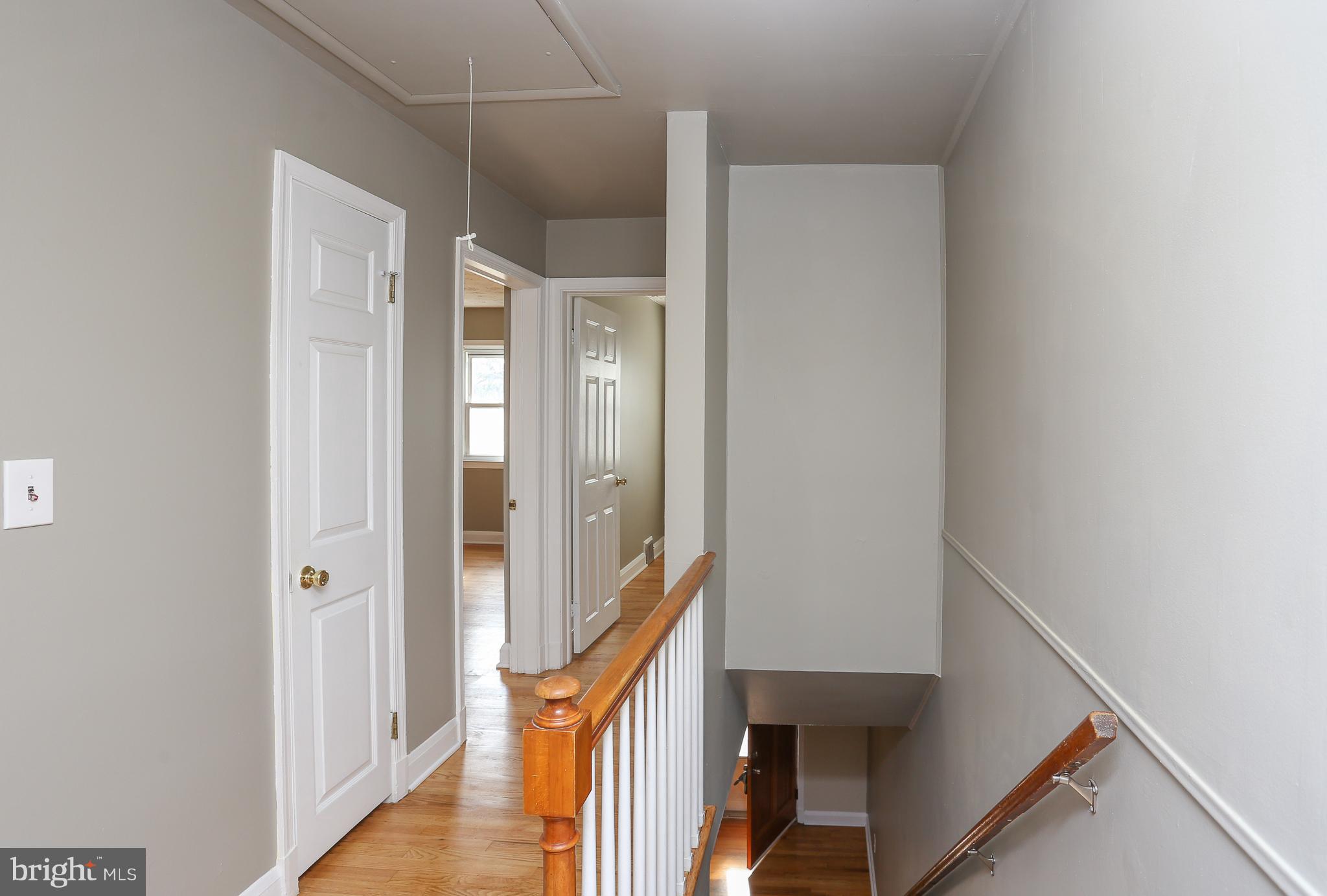1034 Downton Road Baltimore, MD 21227 - Photo 17 of 48