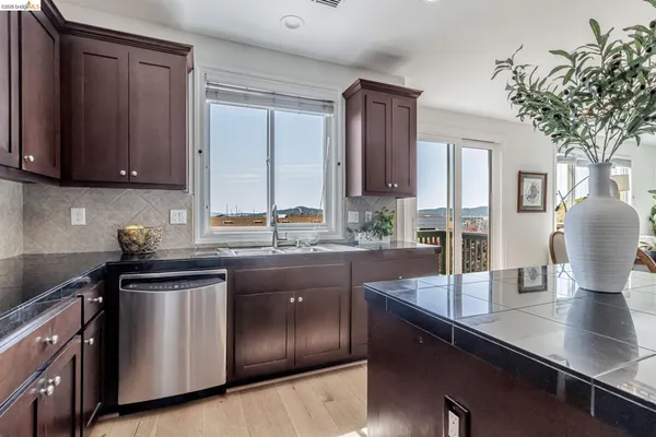 $1,359,000 | 104 Seacliff Court, Richmond, CA 94801