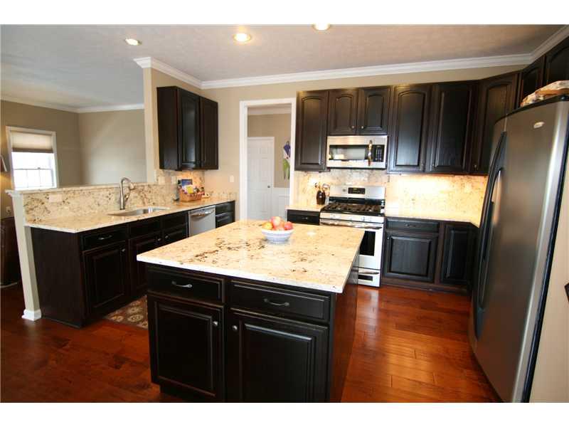 Kitchen. A cook s delight!  Open to the family room...
