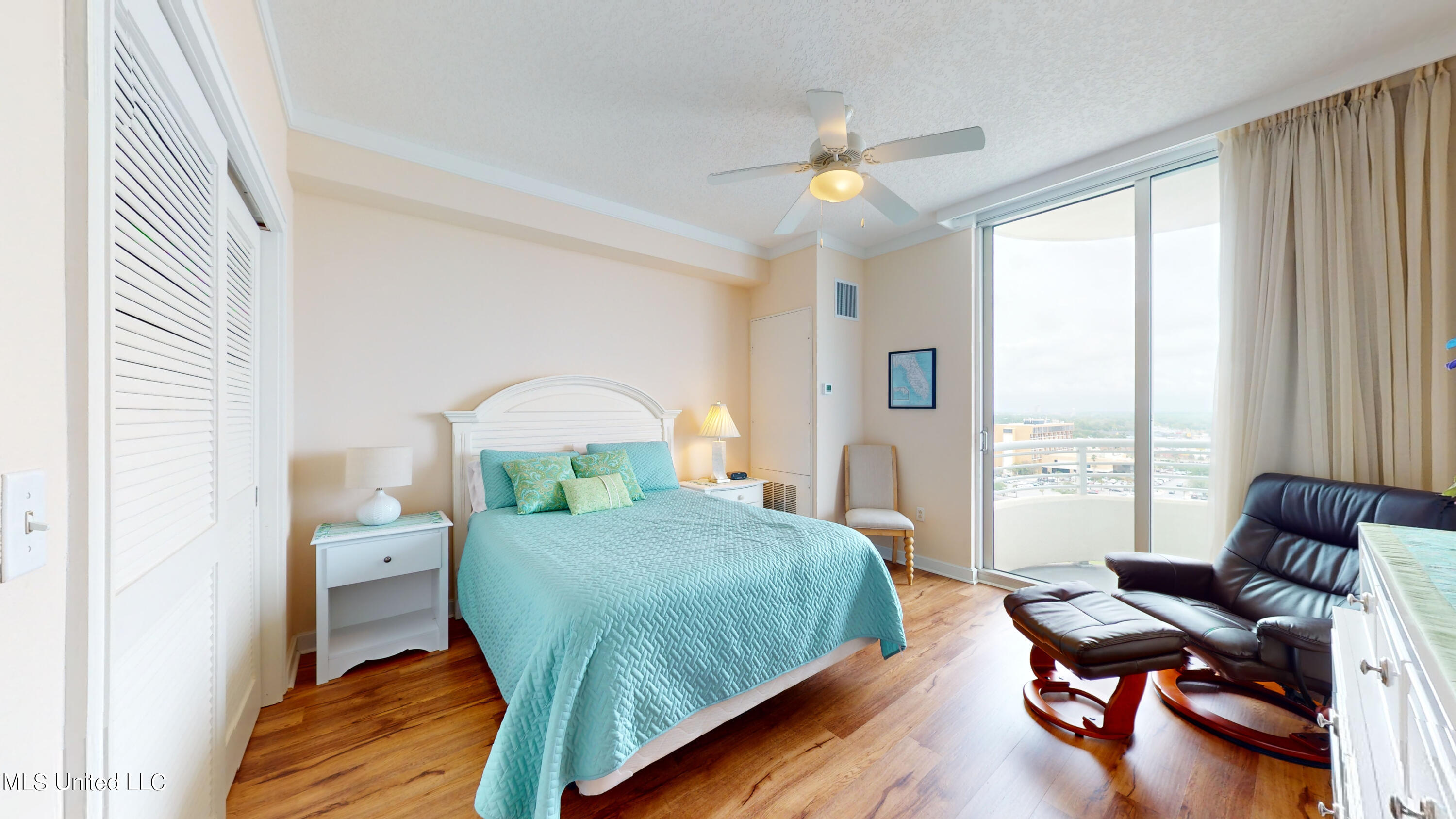 2060 Beach Boulevard, Unit 1207 Biloxi, MS 39531 - Photo 17 of 26 Bedroom 2
