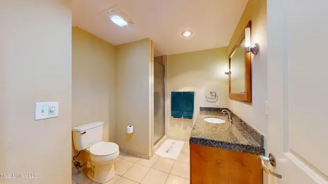 $2,995 | 2060 Beach Boulevard, Unit 1207, Biloxi, MS 39531