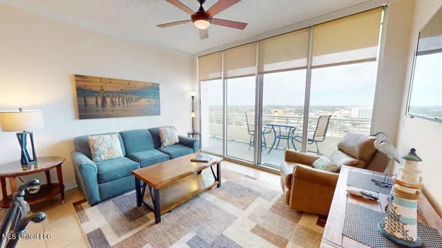 $2,995 | 2060 Beach Boulevard, Unit 1207, Biloxi, MS 39531