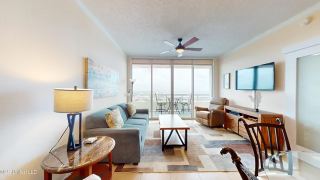 $2,995 | 2060 Beach Boulevard, Unit 1207, Biloxi, MS 39531
